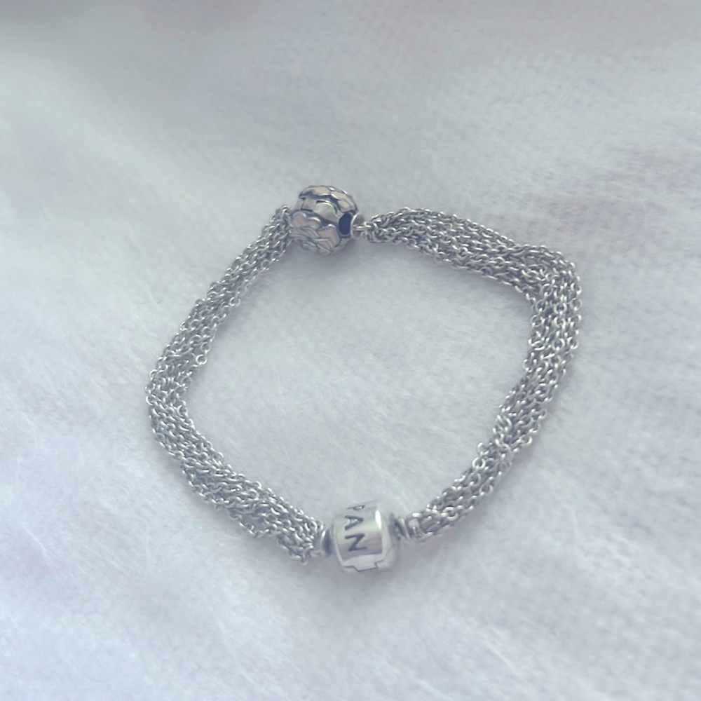 Gorgeous limited edition Pandora Bracelet